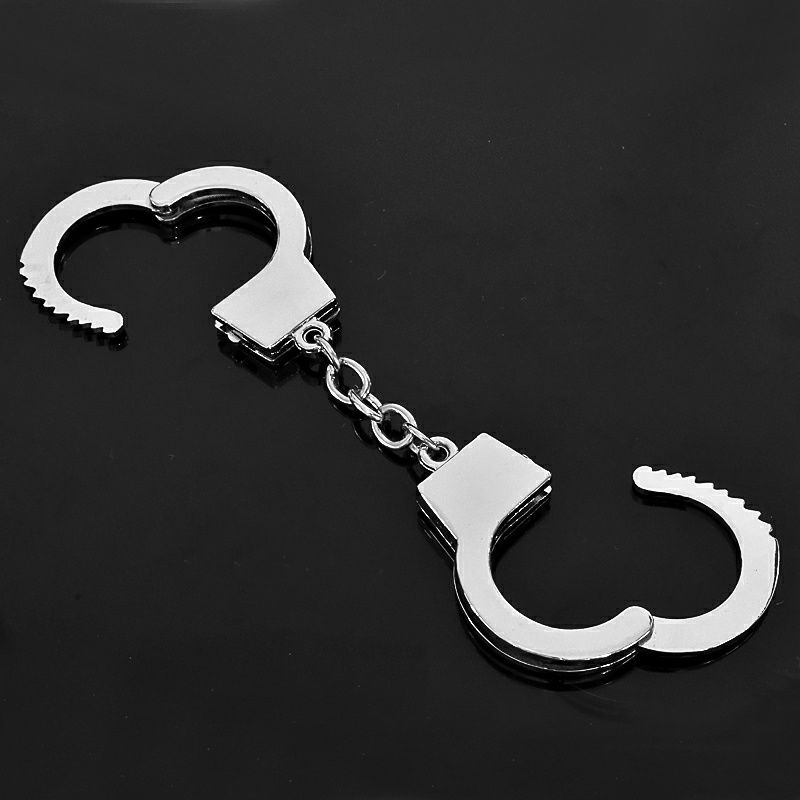 不舍天真警察手铐玩具金属创意个性迷你拇指玩具手铐金属钥匙扣车用