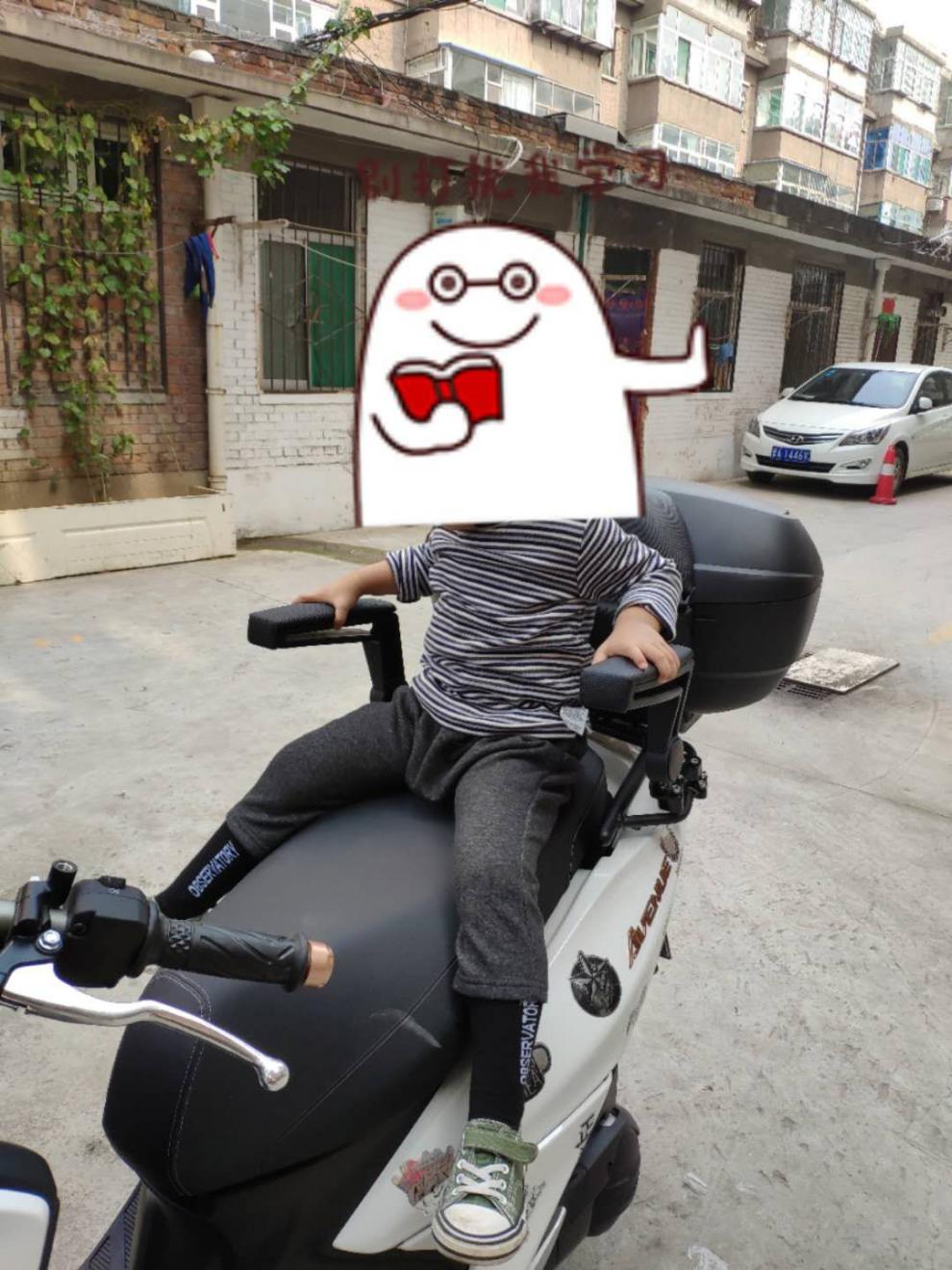 适用于雅马哈摩托车后座扶手nmax155 xmax300 tmax摩托车改装配件