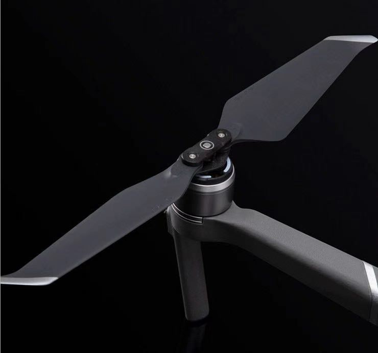 适用大疆御2桨叶mavic2pro机翼变焦御2螺旋桨8743f降噪桨 银边一对(一