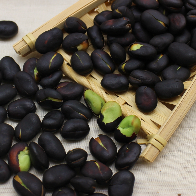 云南保山黑皮炭烧绿心蚕豆原味干炒铁板硬火烧绿芯散装零食400g 黑皮