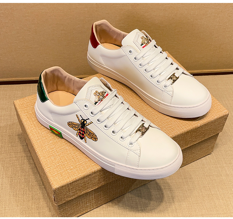 轻奢侈品牌男鞋2022年新款小蜜蜂鞋子男潮牌百搭小白鞋高端鸳鸯休闲板
