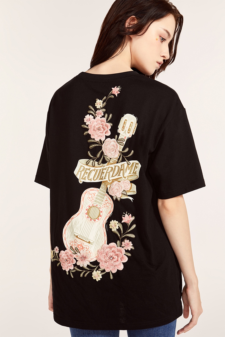 five plus2021新款女春装coco合作款短袖t恤宽松刺绣中长上衣纯棉