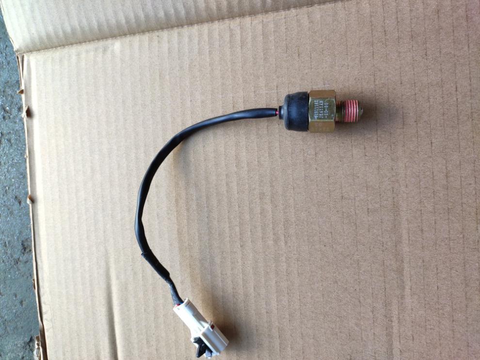 汽车货车江淮铃 帅铃 骏铃 倒车灯开关倒挡开关v5原厂配件 jk611ab-10