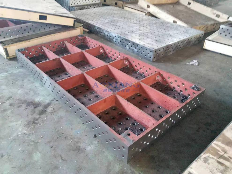 铸铁钢板三维柔性焊接平台工装夹具多孔定位机器人工作台二维平板定制
