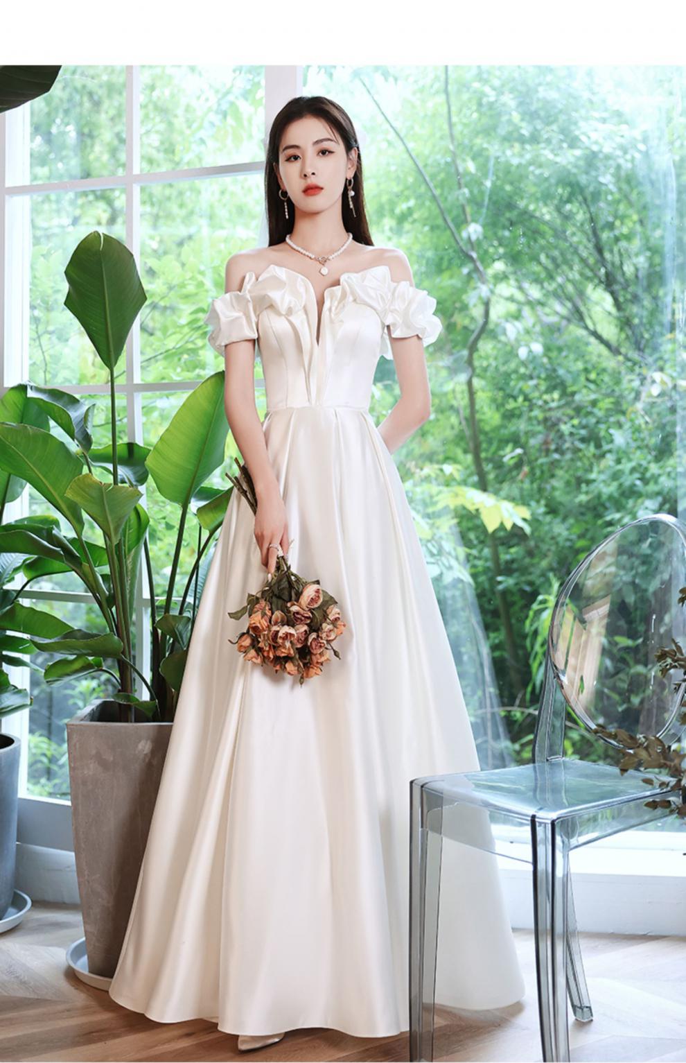 拉夏贝尔homme高端法式轻婚纱晚礼服2022女新款新娘白色领证订婚裙