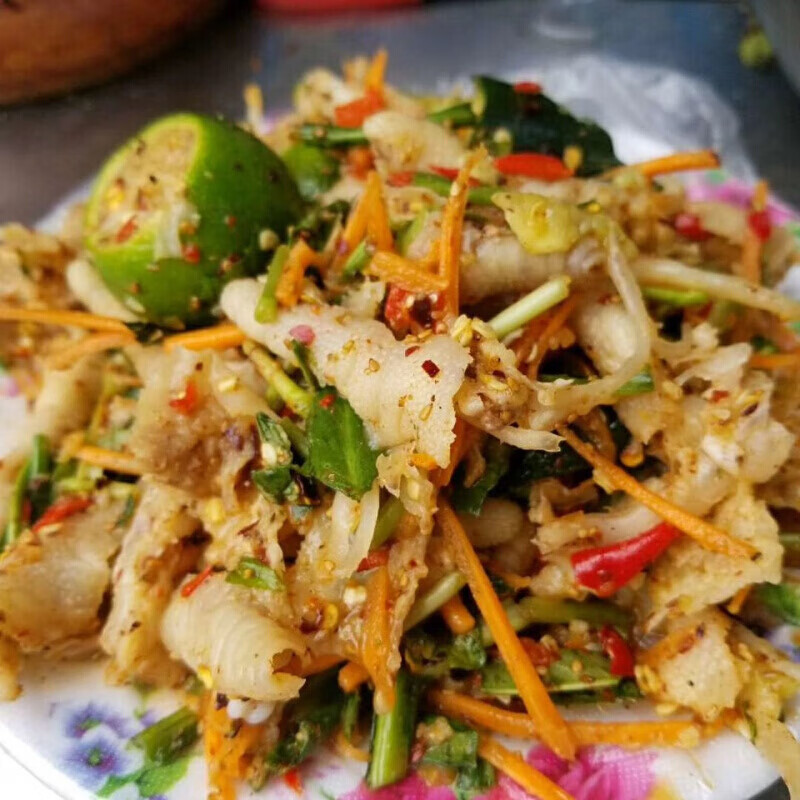 云南特产新鲜现做舂鸡脚云南特产小吃500g空运顺丰如图