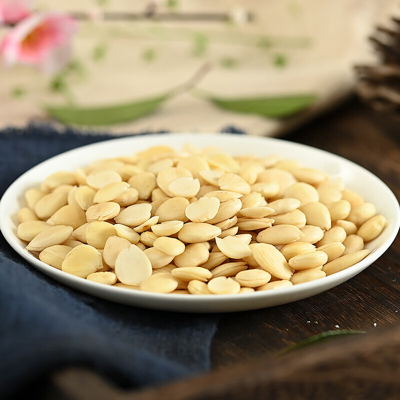 伟博杏仁用苦杏仁中北杏仁食用北杏生的去皮去尖500g