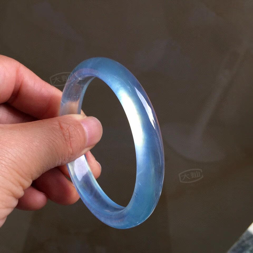 大灿晶体通透湛蓝色礼品天然海蓝宝手镯女款送朋友蓝水晶手镯1078内径