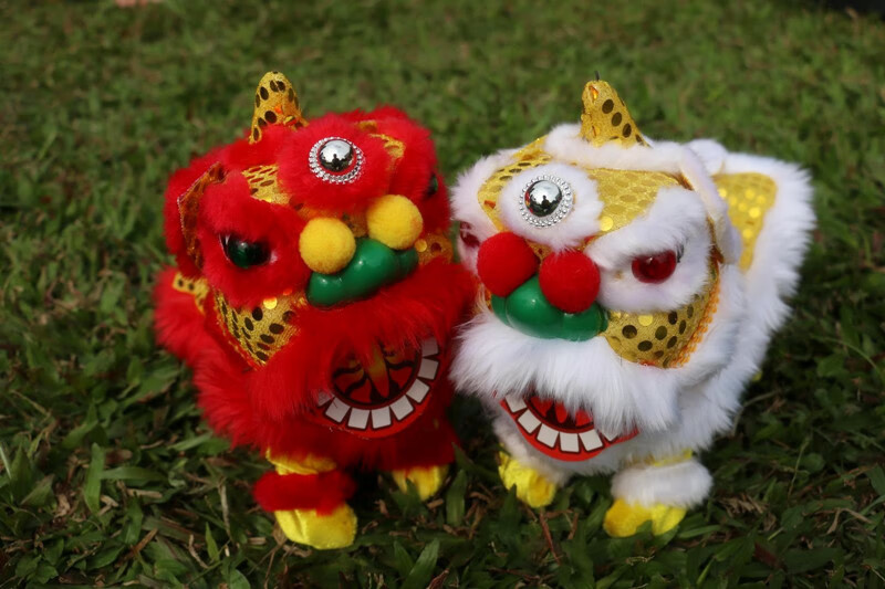 春节舞狮子玩具电动儿童舞龙醒狮摆件新年礼物开业感应猫过年电池2个