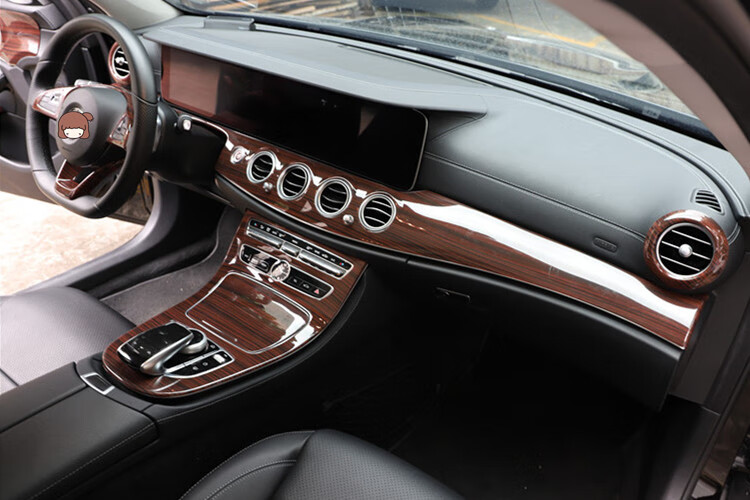 适用16-18款奔驰e级改装桃木内饰汽车中控前台档位遮划痕防刮贴片 档