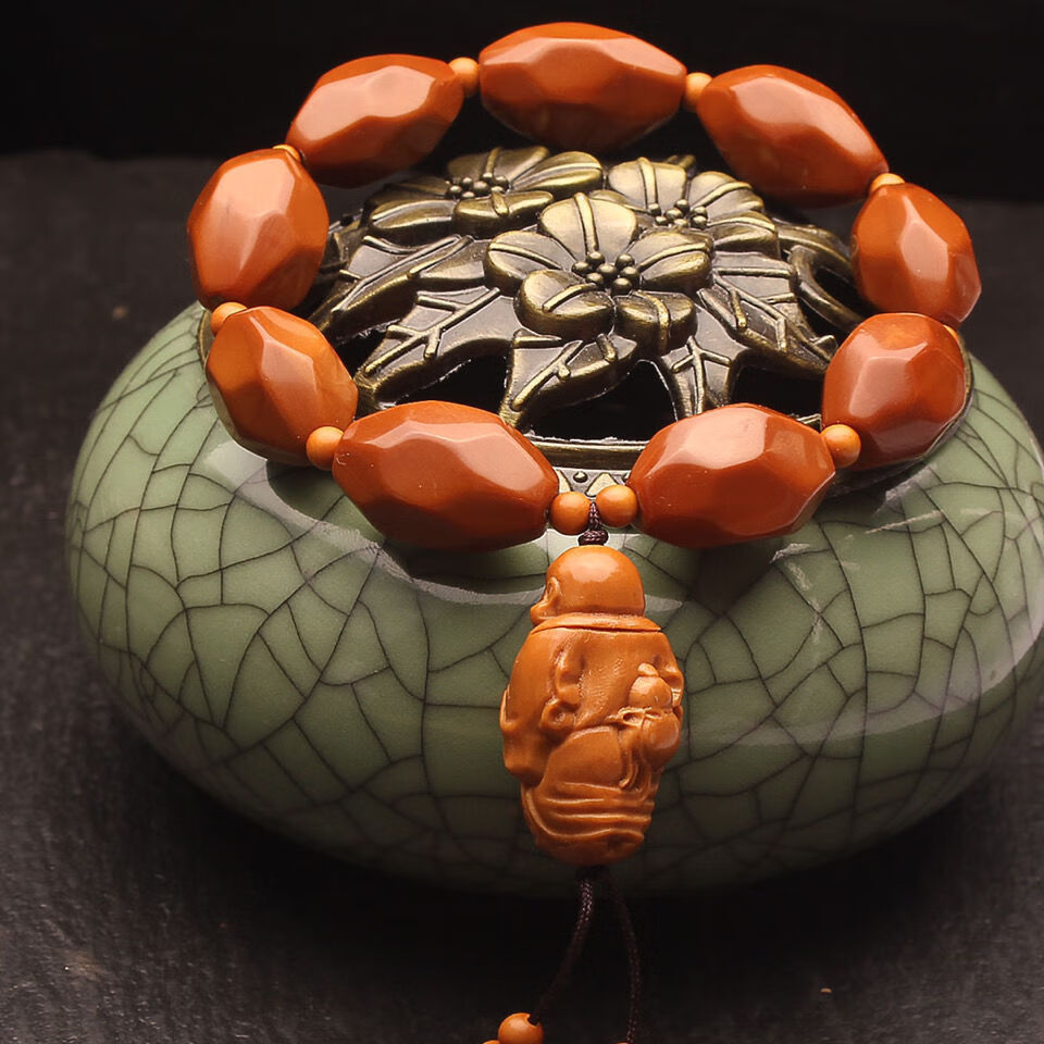 时尚配饰橄榄核雕刻手串手工制作手串手链钻石面手串雕刻吊坠弥勒生日