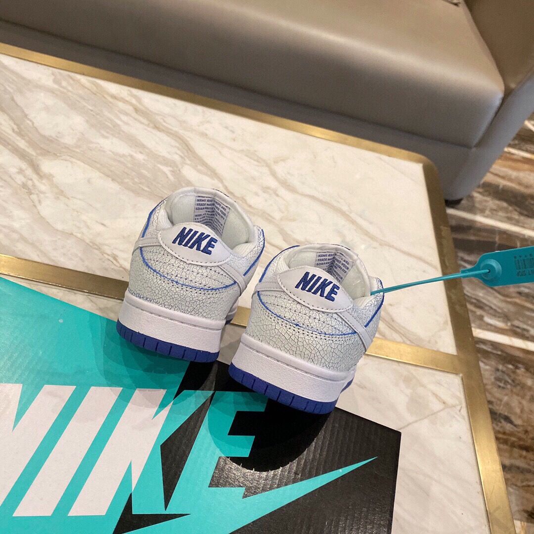 dunk腰果花冰淇淋板鞋低帮sbdunk联名紫金湖人青花瓷情人节限定 aj青