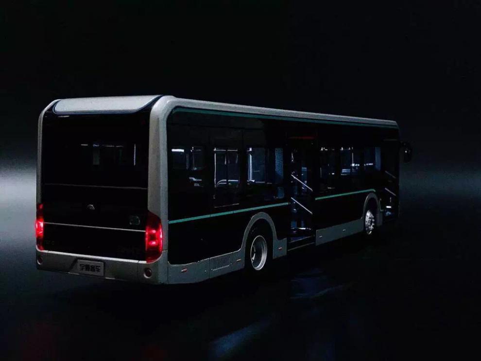 42宇通客车模型u12黑金刚上海公交纯电动巴士合金车模 宇通黑金刚u12