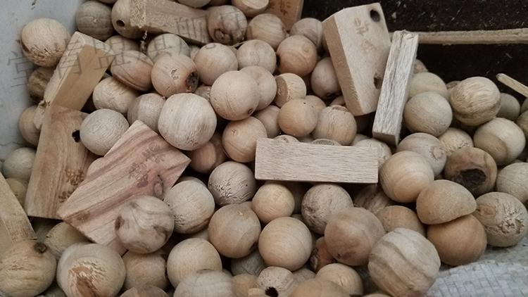 tkm香樟木边角料 樟木条香樟木余料 边角料 铺地板用防虫防蛀 拍一份