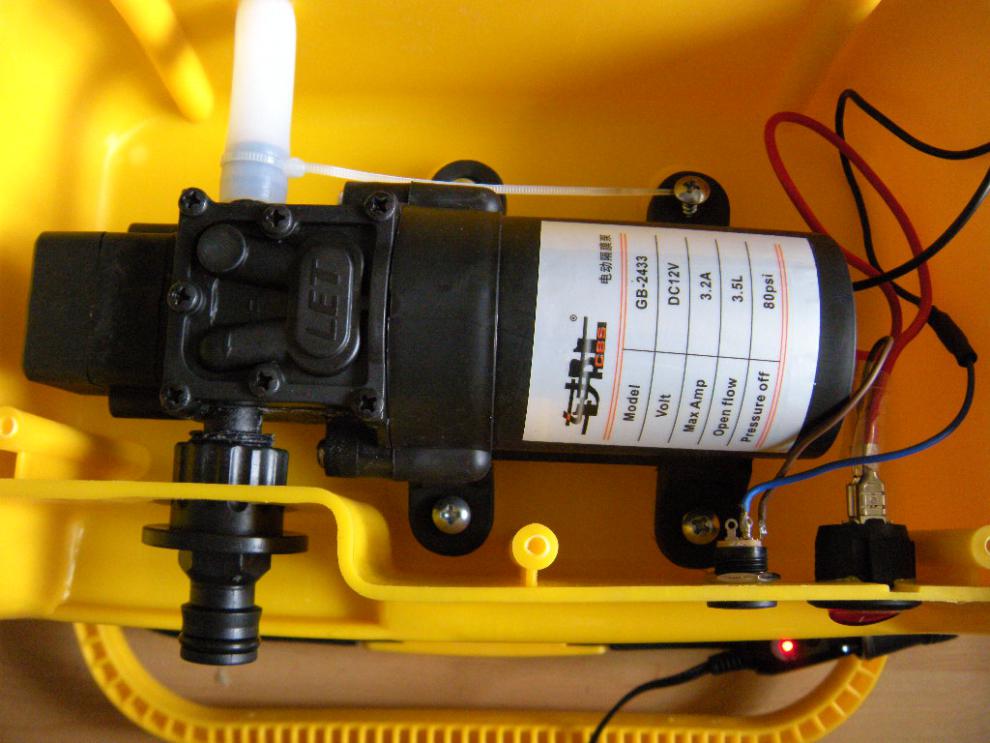 电动洗车器12v车载洗车机自吸水泵车洁美刷车电机喷雾配件通用带减震