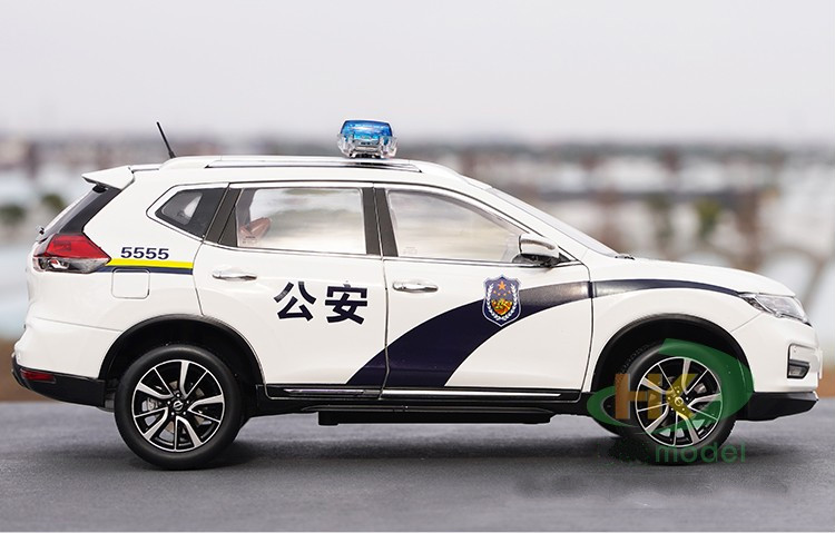奇骏警车车模1:18原厂新奇骏 x-trail合金警车仿真汽车模型 极光蓝