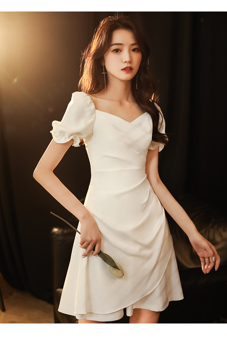 生日礼服女款高中生主持人礼服女初中生高中生大学生白色洋装小裙平时