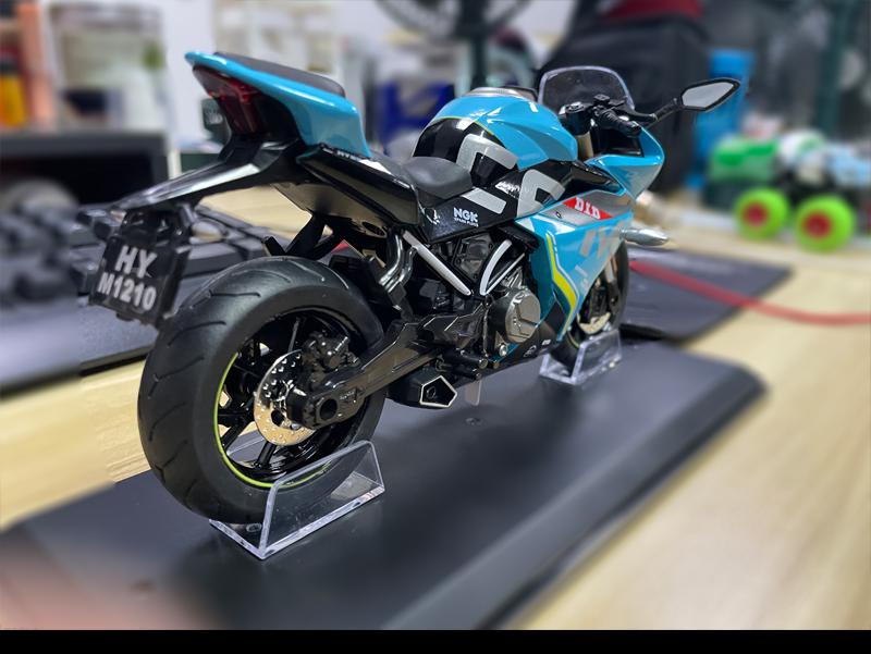 高 春风250sr 蓝色 礼品盒 灯  拉菲草 贺卡 摩托车【图片 价格