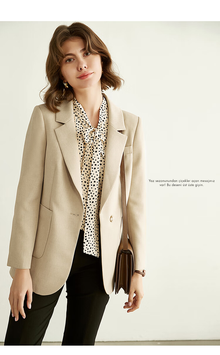 法曼萱英伦风米色职业西装外套女2022新款早春气质商务韩版小西服米色