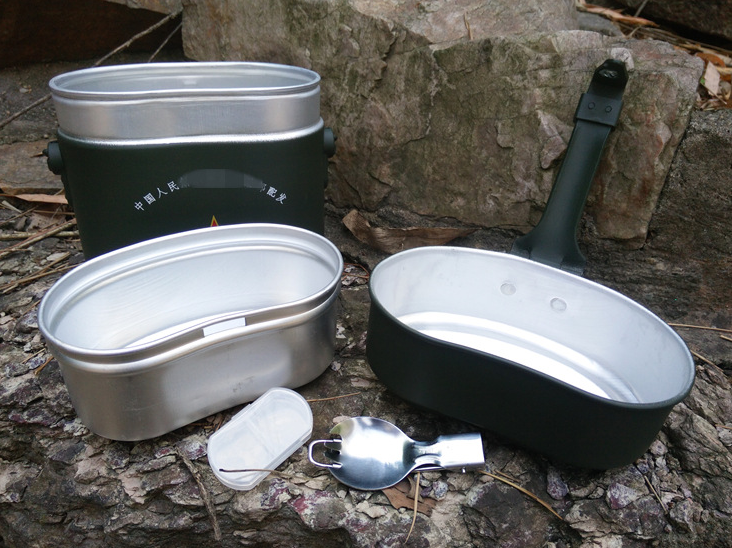 单兵饭盒多功能铝合金炊具德式野战便携式饭盒带饭盒铝水壶军绿色