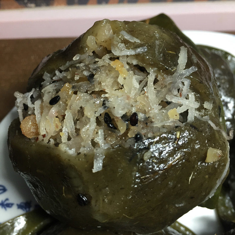 湛江特产艾籺传统手工糍粑糯米芝麻椰丝木叶搭饼艾草青团a 12个田艾饼