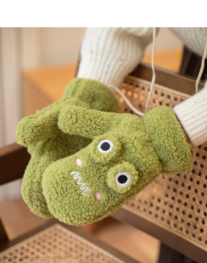 仿羊羔绒手套冬季女可爱搞怪表情仿羊羔毛连指挂脖绿色包指加厚绒保暖