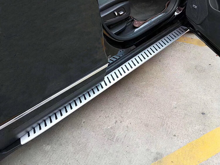 2020款凯迪拉克xt5侧脚踏板改装卡迪拉克xt6xt4改装件srx踏板原厂原装