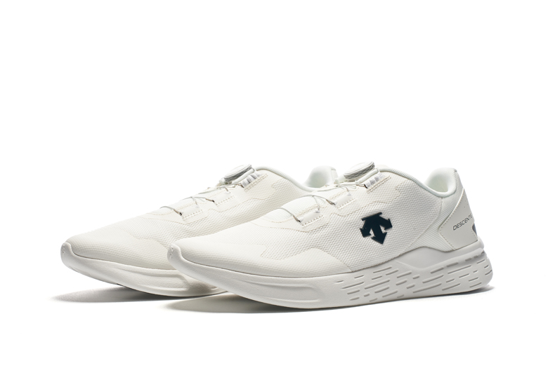 descente迪桑特 running 男女同款休闲运动跑鞋 d1213ges11 黑色-bk