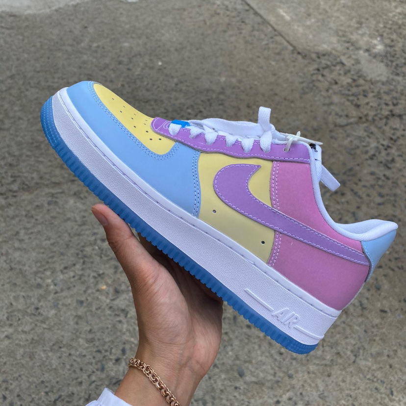 新款空军一号af1热感应白蓝粉男女款板鞋高品质变色龙休闲马卡龙c