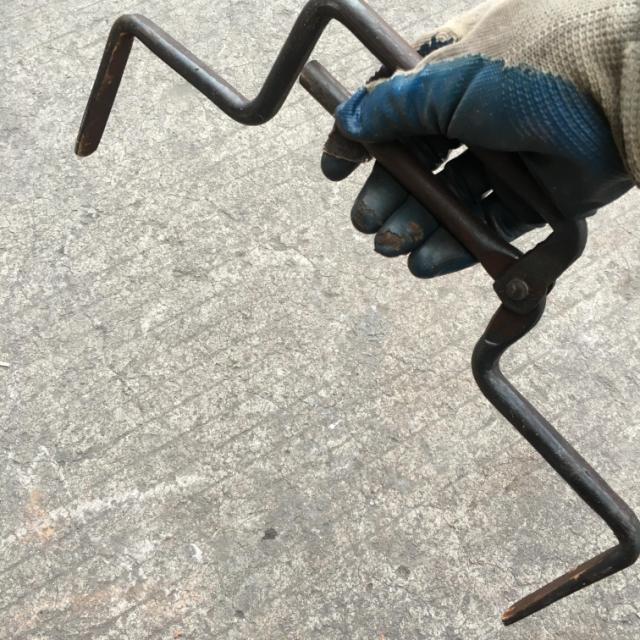 夹子锻打弹簧钢砖夹省力快捷砖钳红砖多孔砖方孔砖夹红砖4块钢筋粗