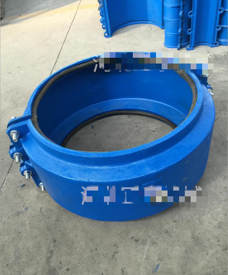 承口哈夫节大肚承插pvcpe管球磨铸铁抱箍抢修器接头漏水堵漏器dn800