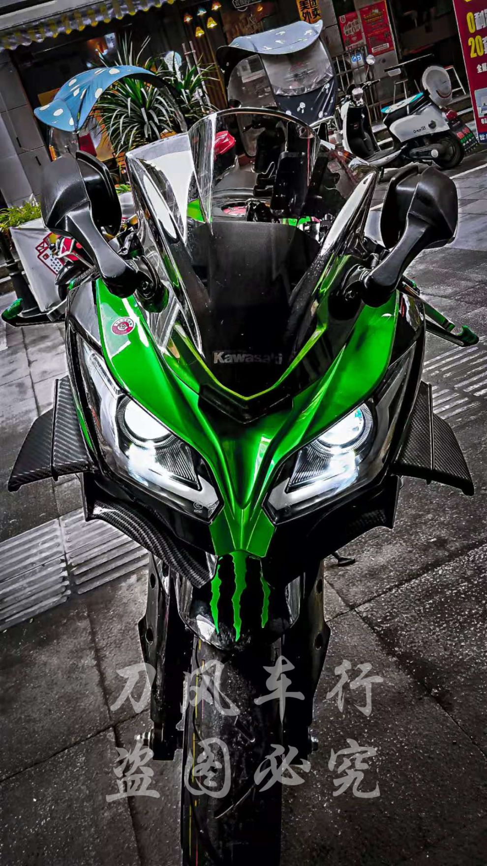 适用杜卡迪川崎摩托车跑车改装定风翼小忍者春风sr铃木蛟龙定风翼 定