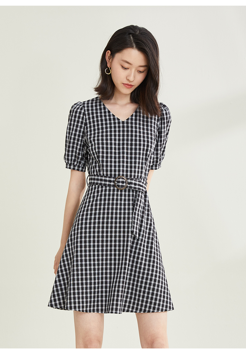 prich衣恋官方集团依恋春季简约休闲小清新v领收腰设计感格子连衣裙19