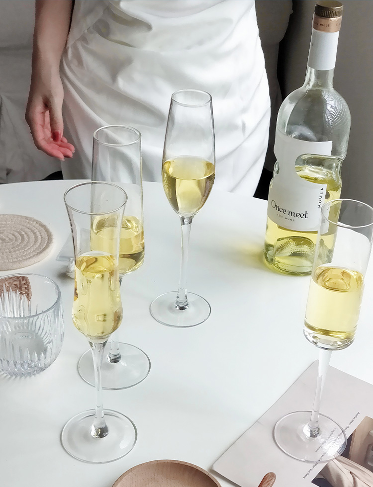 起泡酒杯法式高脚香槟杯 浪漫ins风起泡酒杯水晶玻璃杯鸡尾酒杯子创意