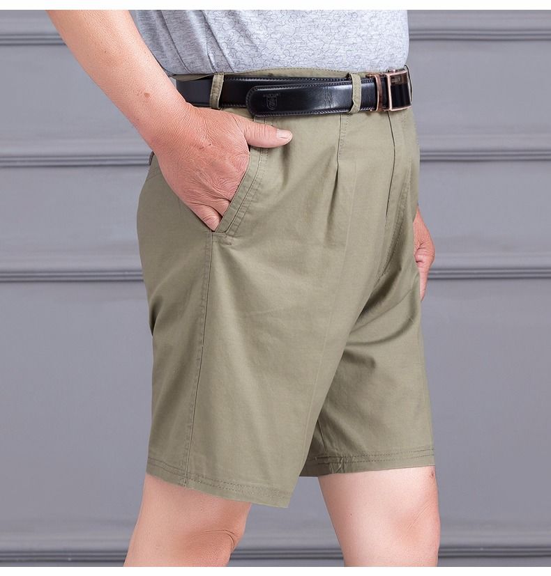 夏季爸爸西装短裤中年人男士宽松外穿五分裤40岁50中老年休闲米白