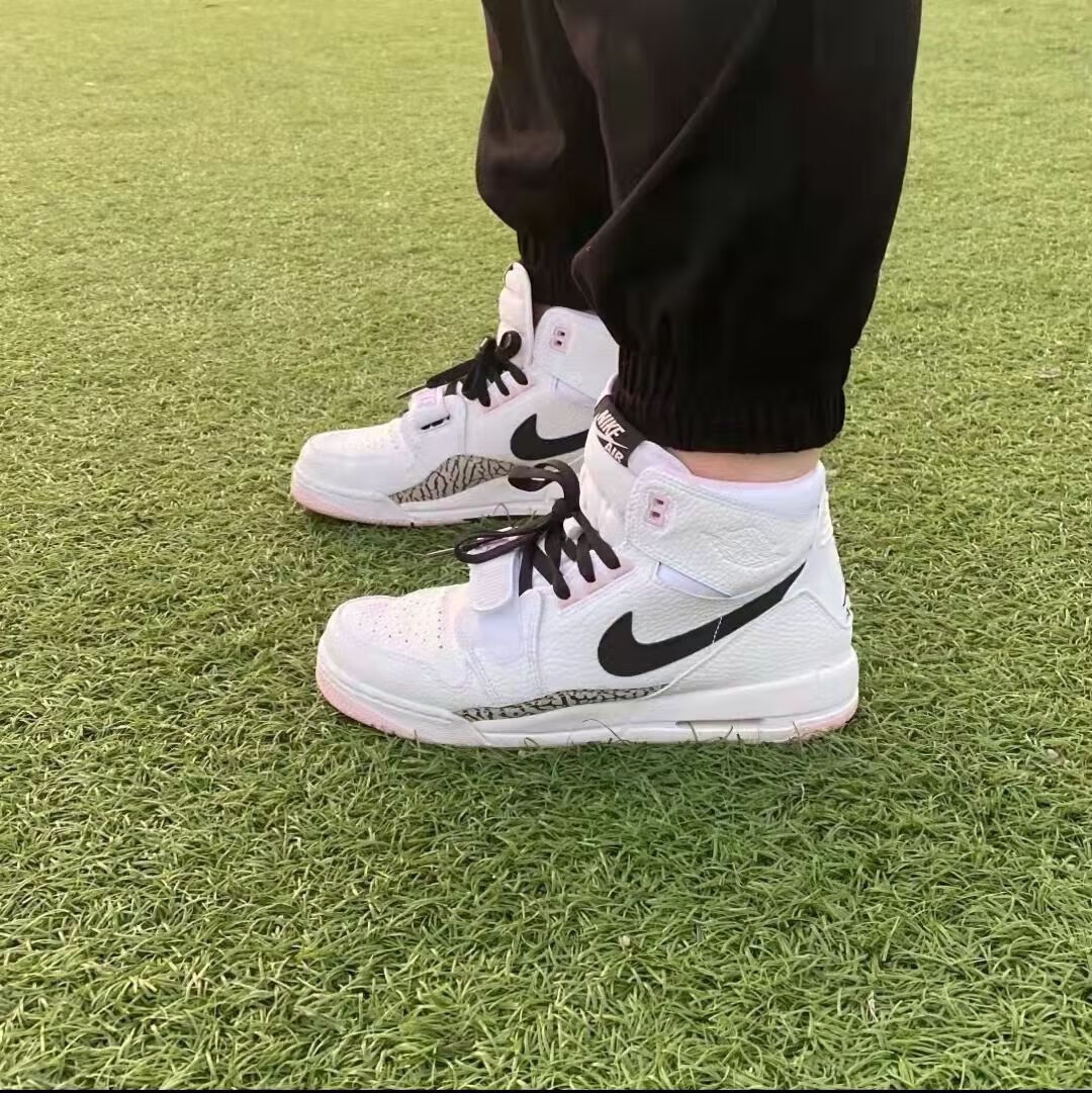 aj legacy 312 樱花粉白 女款高帮篮球鞋 缓震磨运动鞋 樱花粉白 36