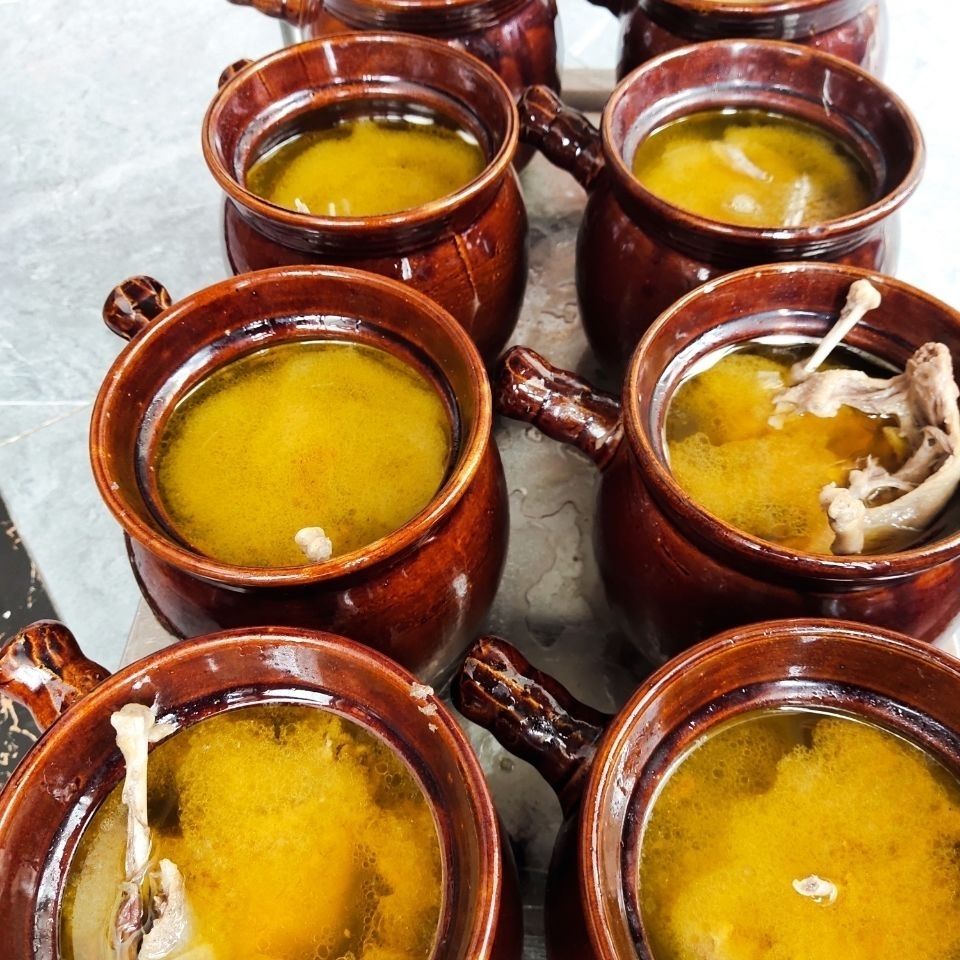 贺胜桥土鸡汤 湖北特产农家贺胜桥土鸡汤方便速食全鸡加热即食 整半边