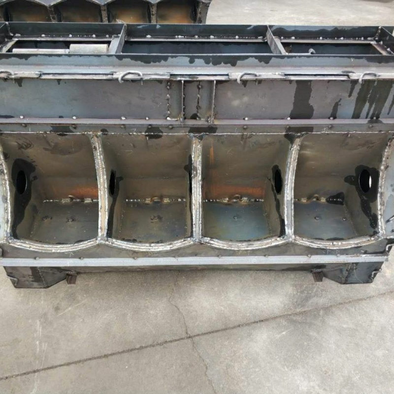 【京选推荐】水泥猪槽模具猪用食槽模具大三孔大四孔模具养殖设备水泥