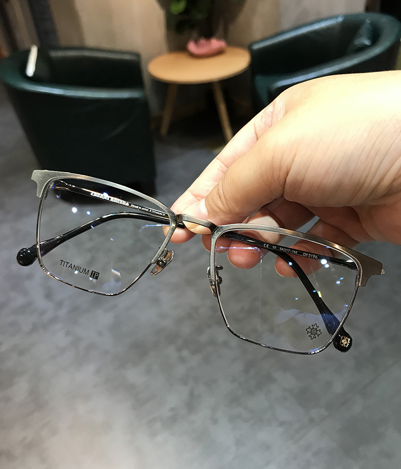 名逸眼镜框纯钛超轻眼镜架男女大框大脸加宽平光潮防蓝光装饰护目设计