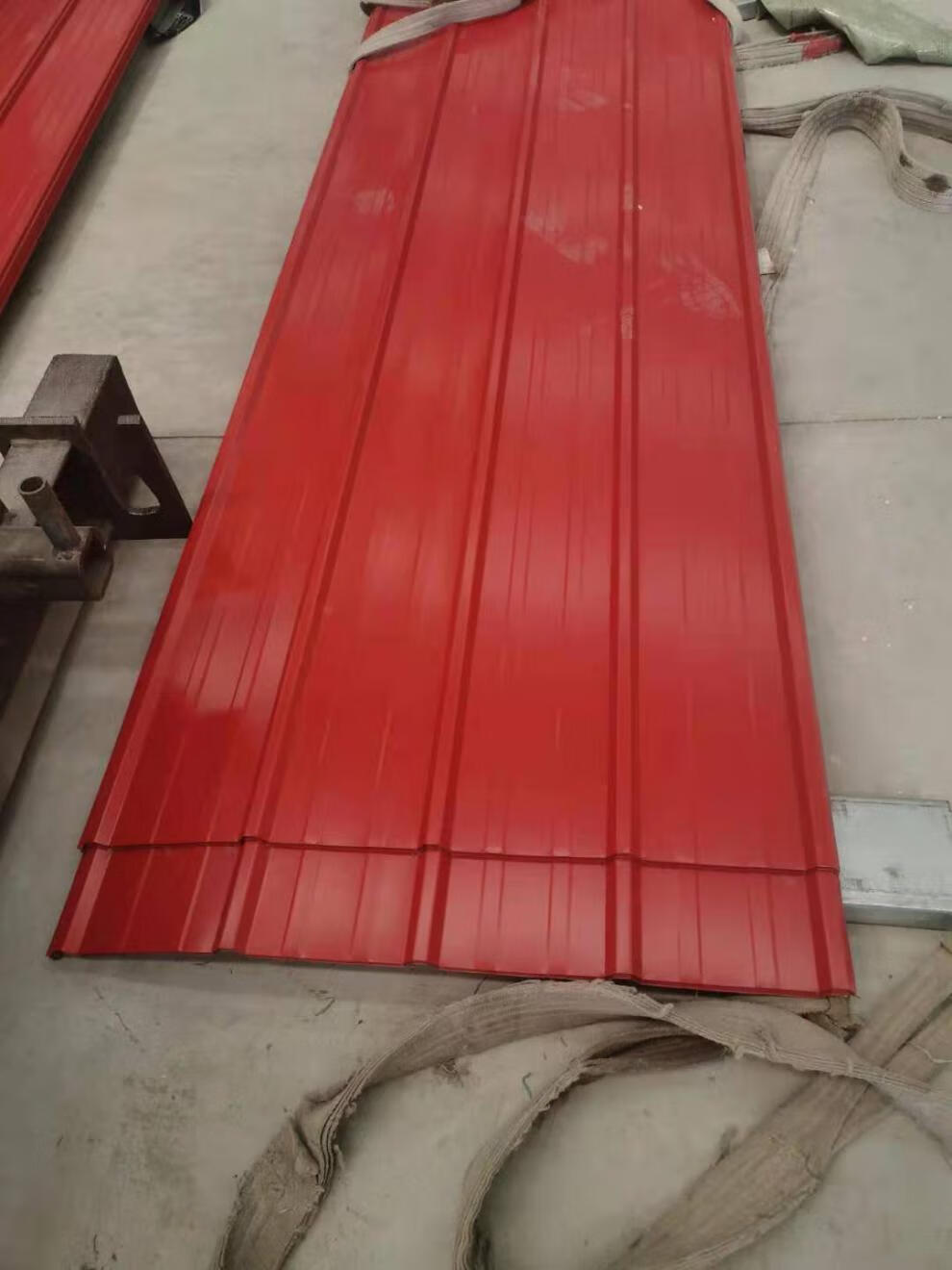 彩钢瓦屋顶瓦红色彩钢瓦铁瓦房屋顶厂房工地围墙养殖车雨棚 百雅达 0.