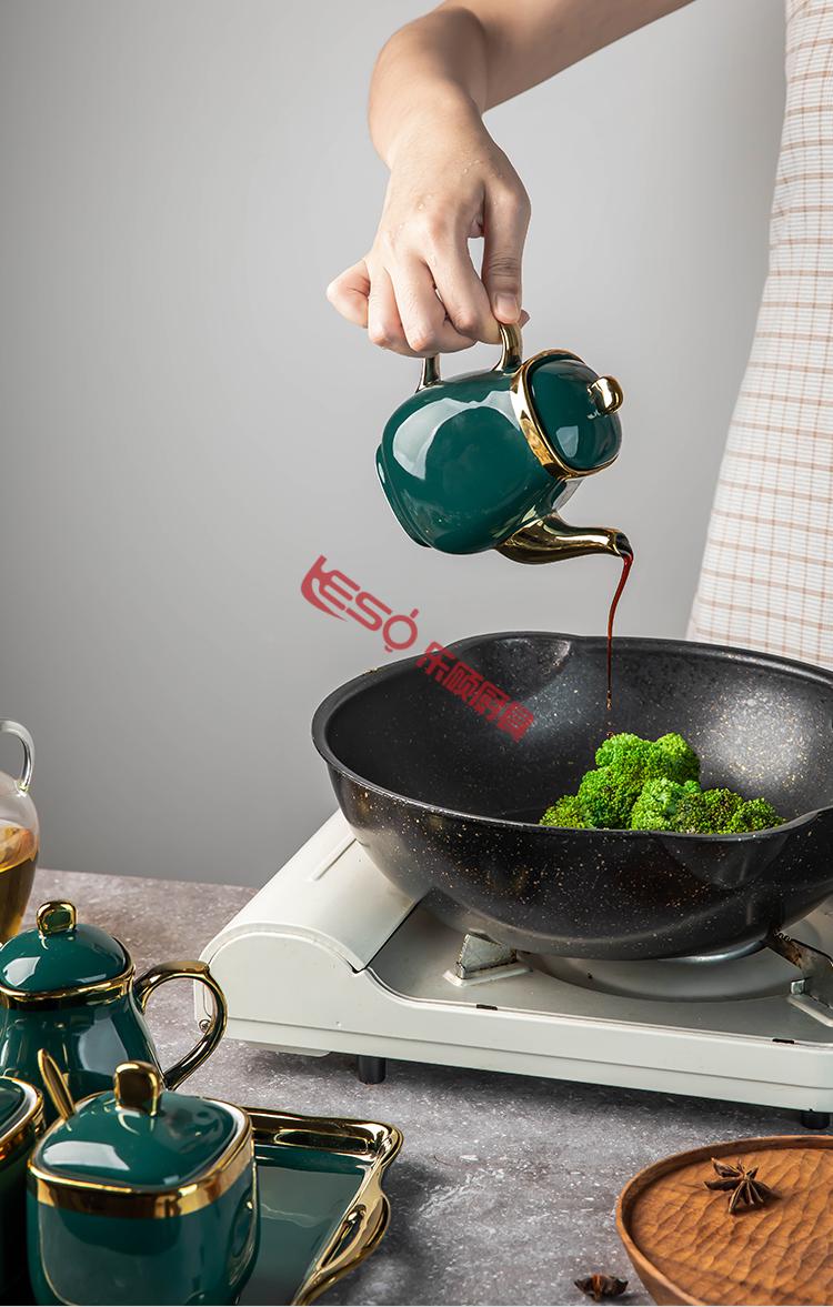 轻奢厨房子陶瓷网红高颜值调味罐套装家用组合盐味精调料盒的白色4罐1