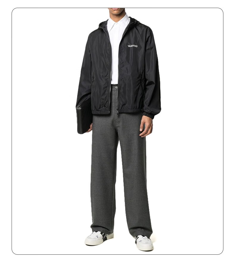 valentino 华伦天奴男装男士徽标连帽风衣夹克外套 黑色 vv3ci3685at