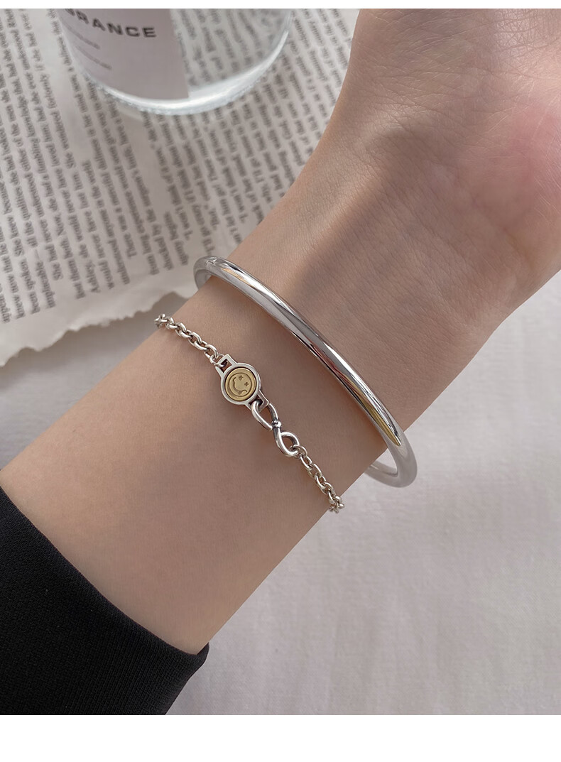 彬清高瑞品质925笑脸手链女夏素圈手镯叠戴轻奢小众设计感时尚年轻款
