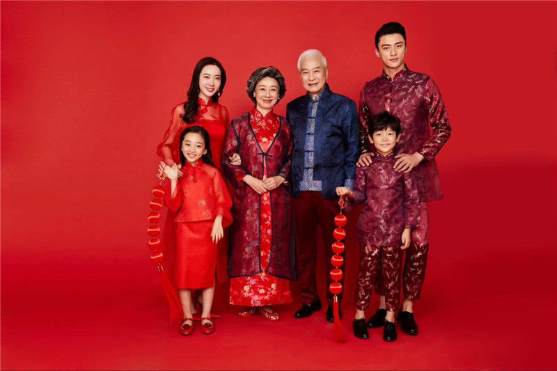 全家福摄影服装新年影楼六口拍照服装亲子主题红色喜庆唐古装写真服饰