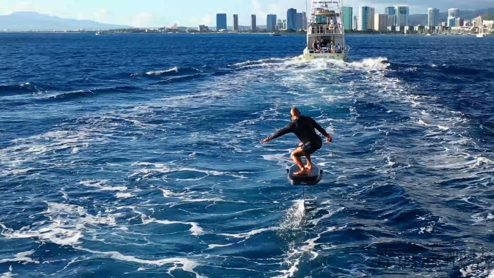 动力冲浪板滑水板waydoo二代新款超轻碳纤维水上悬浮电动水翼冲浪板