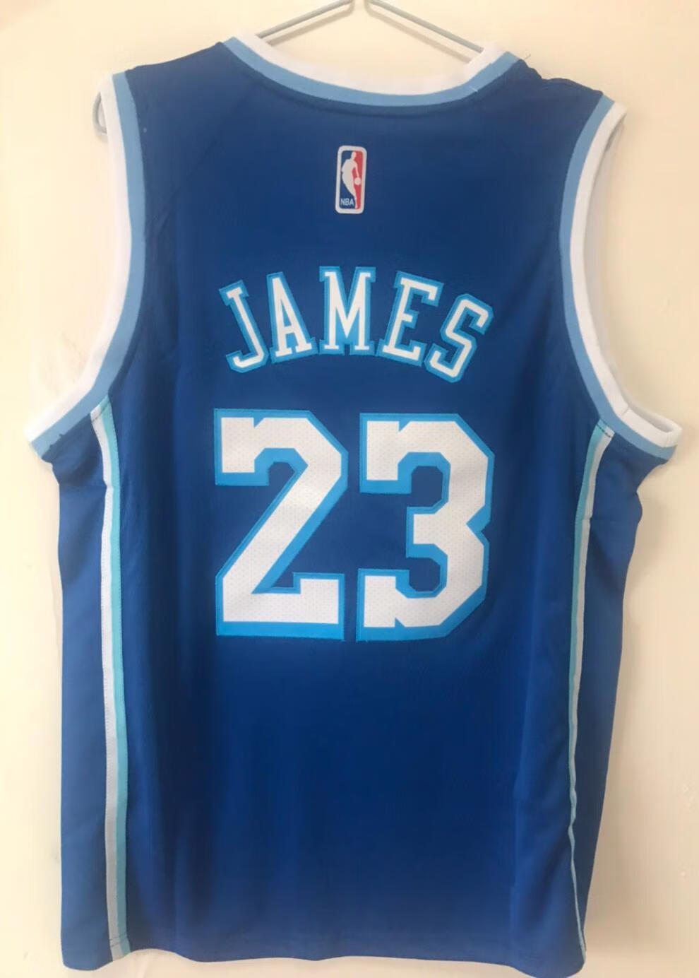 滕讯体育nba旗舰 新款球衣 湖人23号复古蓝色 白色 新面料刺绣大码