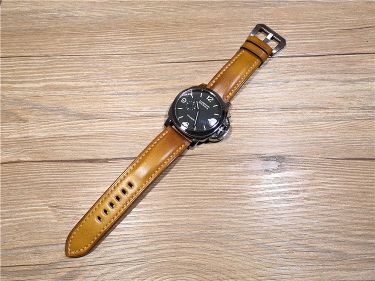 黄棕 24mm  本表带默认渐宽 ----如表耳处24mm宽 表扣处22mm宽 材质