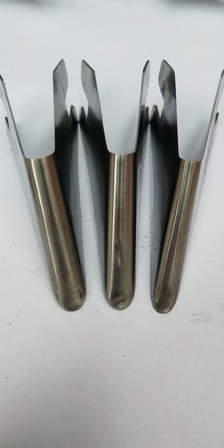 凭霄 松油刀日本进口钢skd11松脂薄广西刀采脂刀松香刀省力刀王割松油