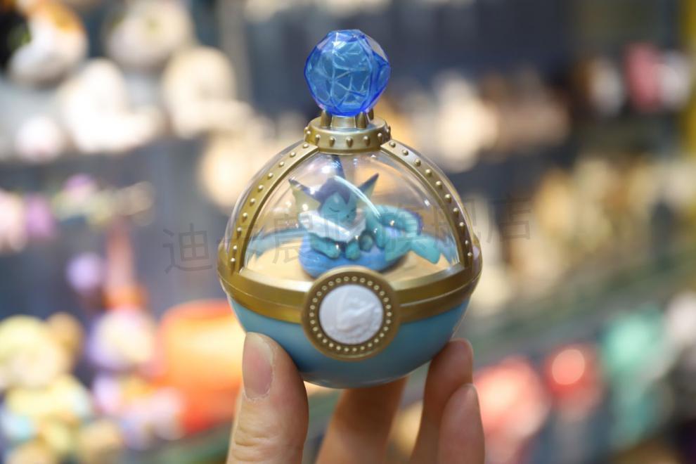 神奇透明精灵球宝可梦盲盒蛋周边皮卡丘伊布公仔车载摆件玩具树桩精灵