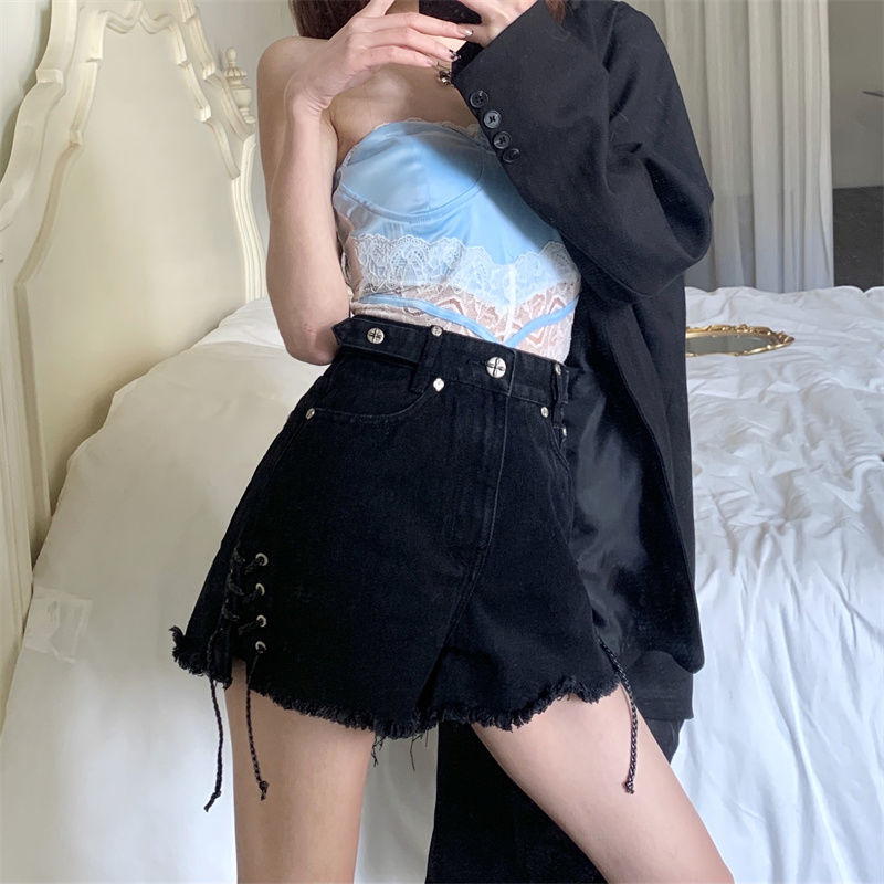 黑色高腰牛仔短裤女夏季新款网红痞幼同款显瘦抽绳皮质十字超短裤